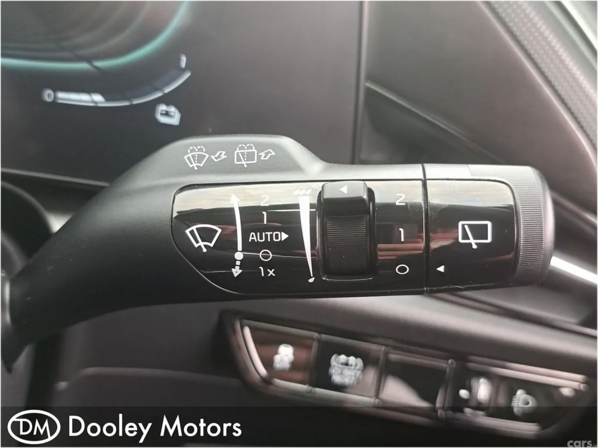 Kia Niro SUV, Petrol Hybrid, 2024, Grey