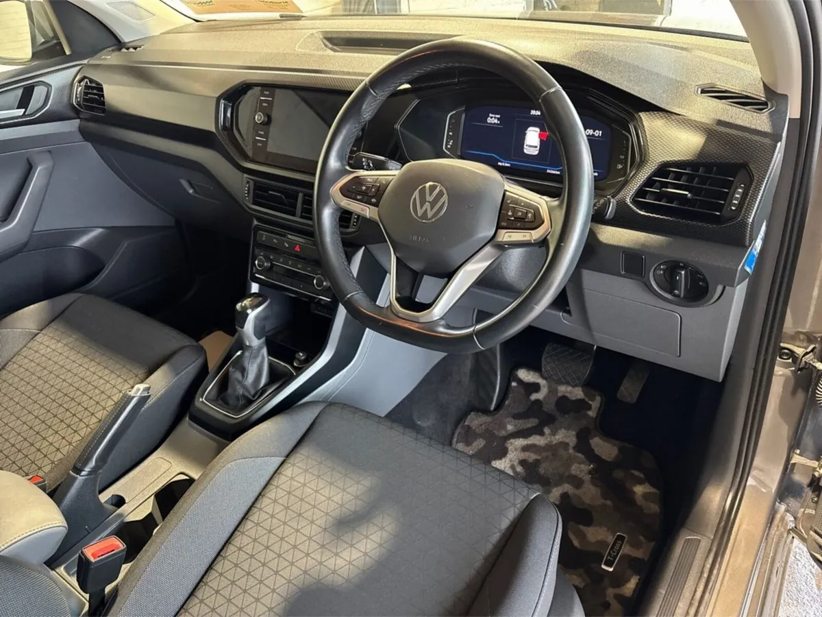 Volkswagen T-Cross Hatchback, Petrol, 2021, Grey