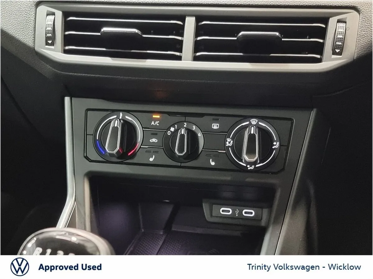 Volkswagen Polo Hatchback, Petrol, 2025, Blue
