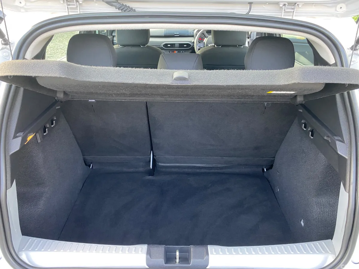 Dacia Sandero Hatchback, Petrol, 2023, Grey