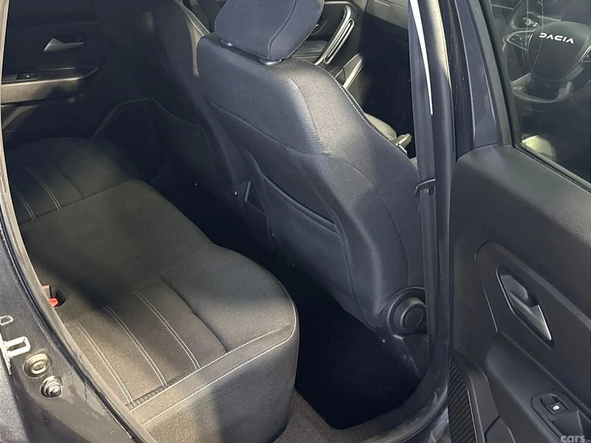 Dacia Duster SUV, Diesel, 2024, Grey