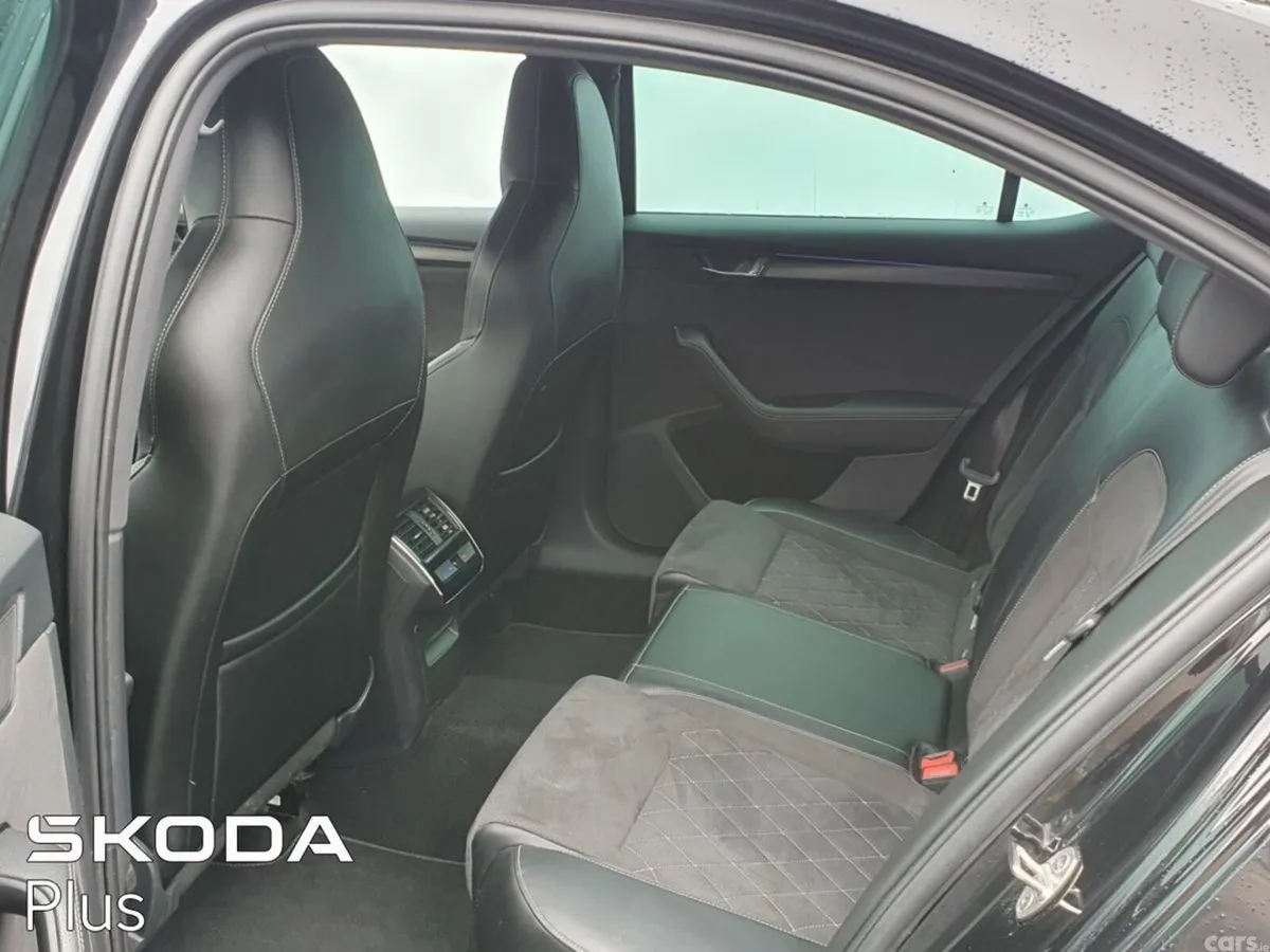 Skoda Superb Saloon, Diesel, 2023, Black