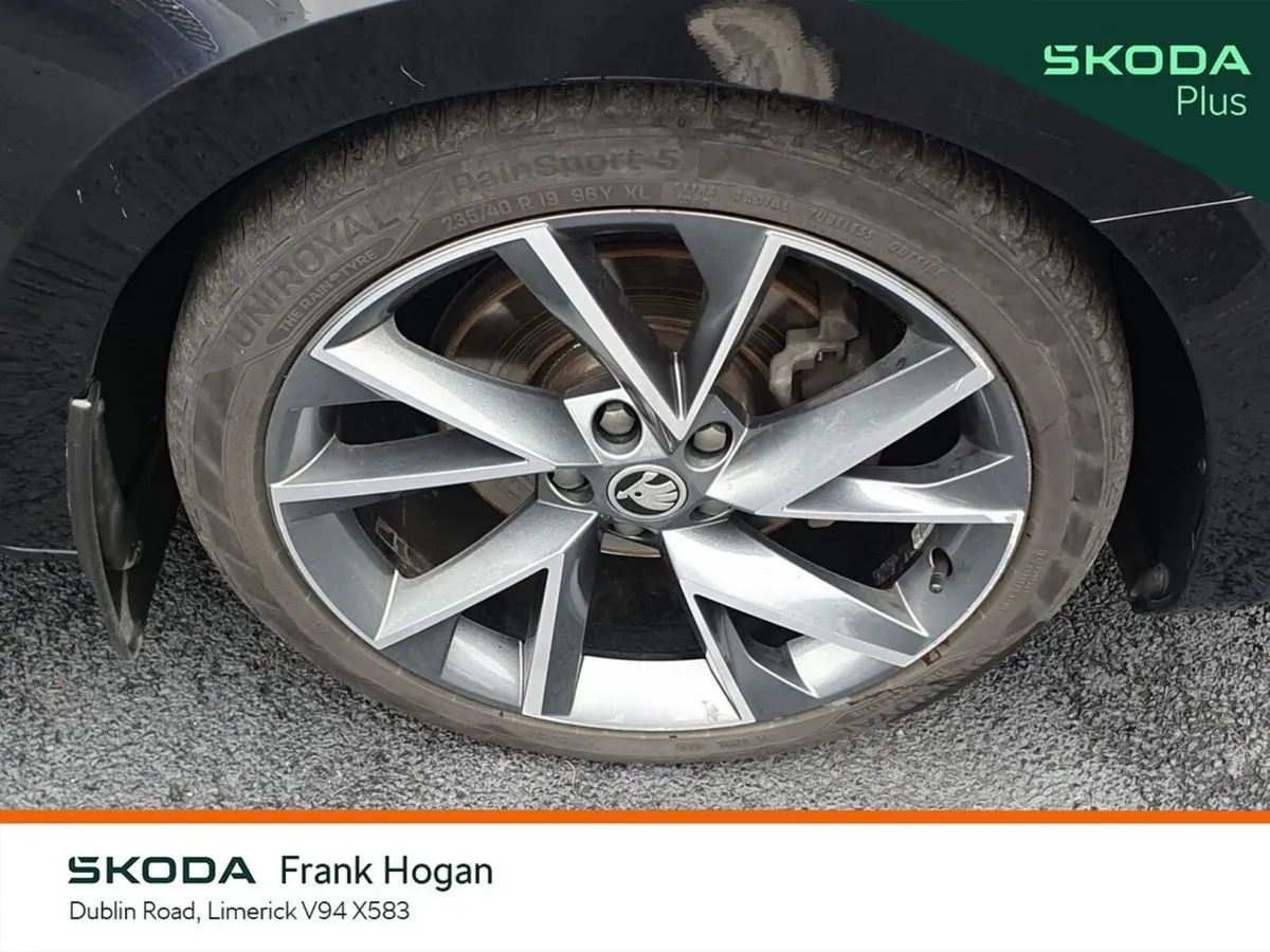 Skoda Superb Saloon, Diesel, 2023, Black