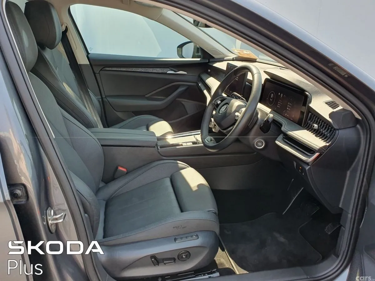 Skoda Superb Saloon, Diesel, 2024, Grey