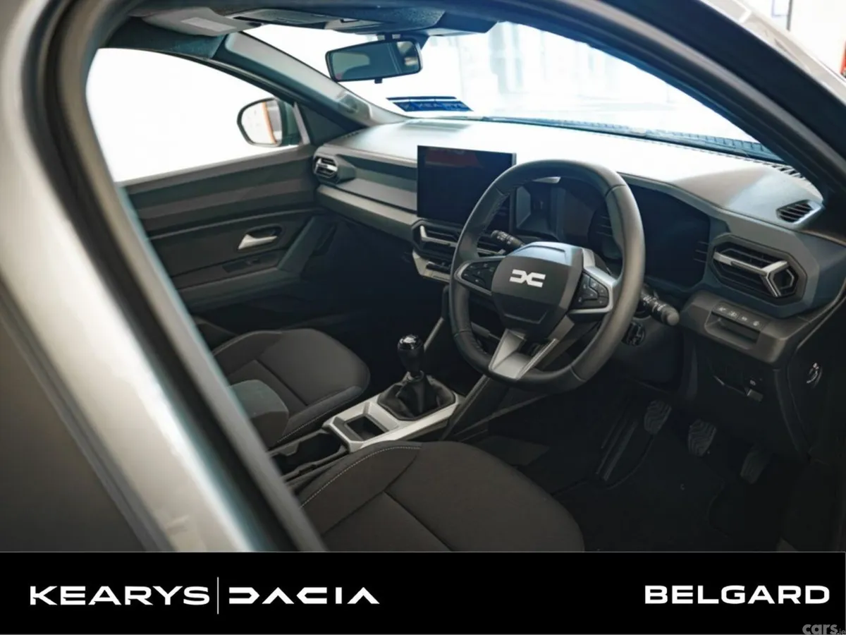 Dacia Bigster Hatchback, Petrol Hybrid, 2026, Grey