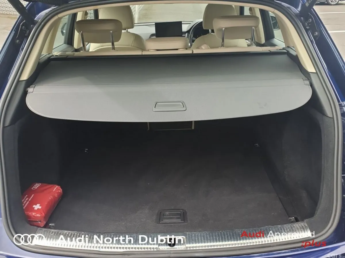 Audi Q5 SUV, Diesel, 2022, Blue