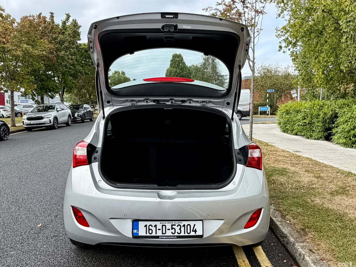 Hyundai i30 Hatchback, Diesel, 2016, Silver
