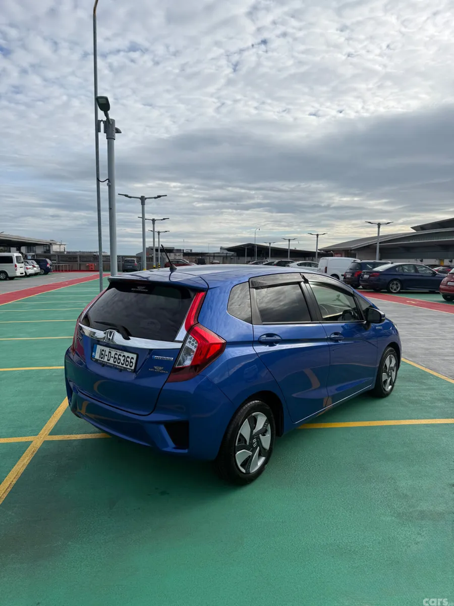 Honda Fit Hatchback, Petrol Hybrid, 2016, Blue