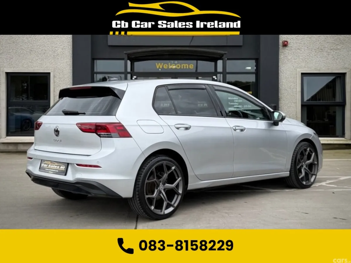 Volkswagen Golf Hatchback, Diesel, 2023, Silver