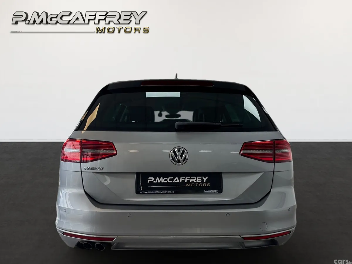 Volkswagen Passat Estate, Diesel, 2018, Silver