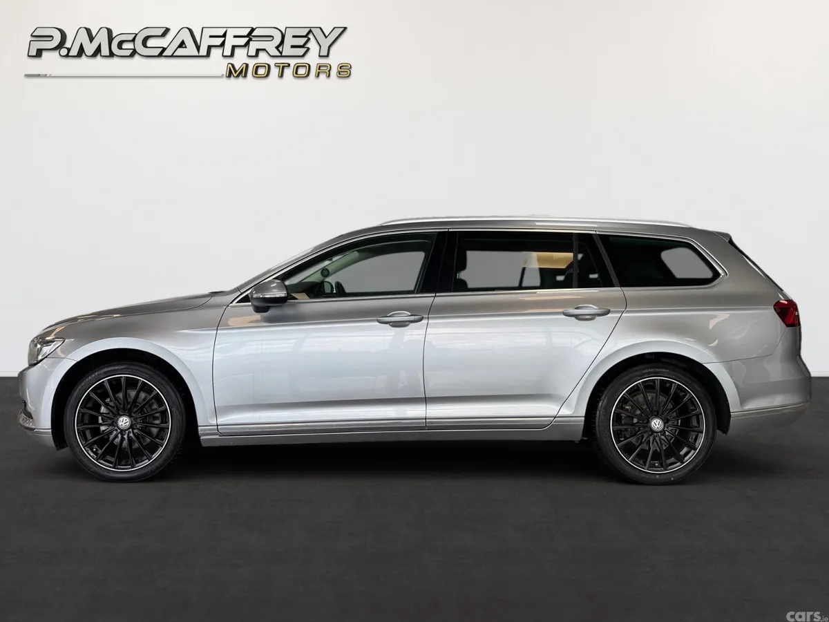Volkswagen Passat Estate, Diesel, 2018, Silver