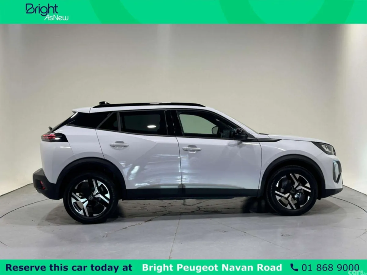 Peugeot 2008 MPV, Petrol, 2025, White
