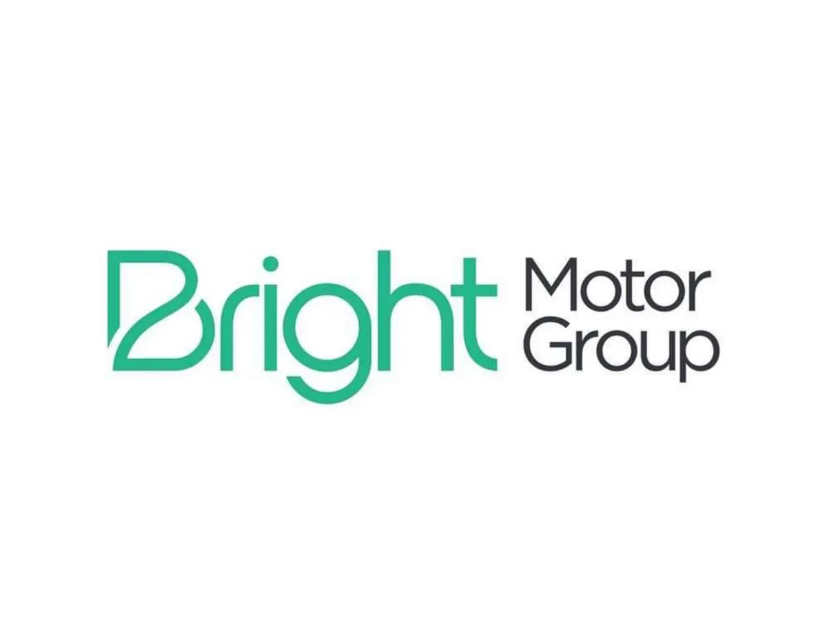 Peugeot 2008 MPV, Petrol, 2025, White