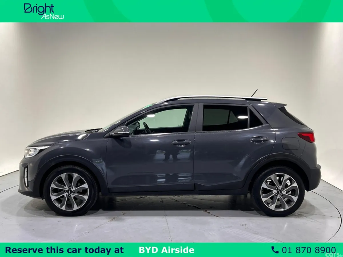 Kia Stonic SUV, Petrol Hybrid, 2022, Grey