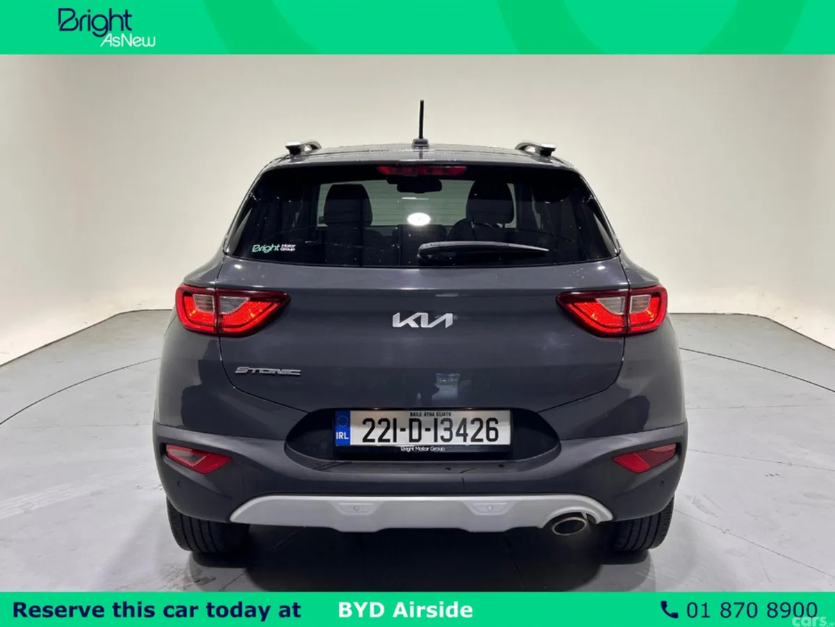 Kia Stonic SUV, Petrol Hybrid, 2022, Grey