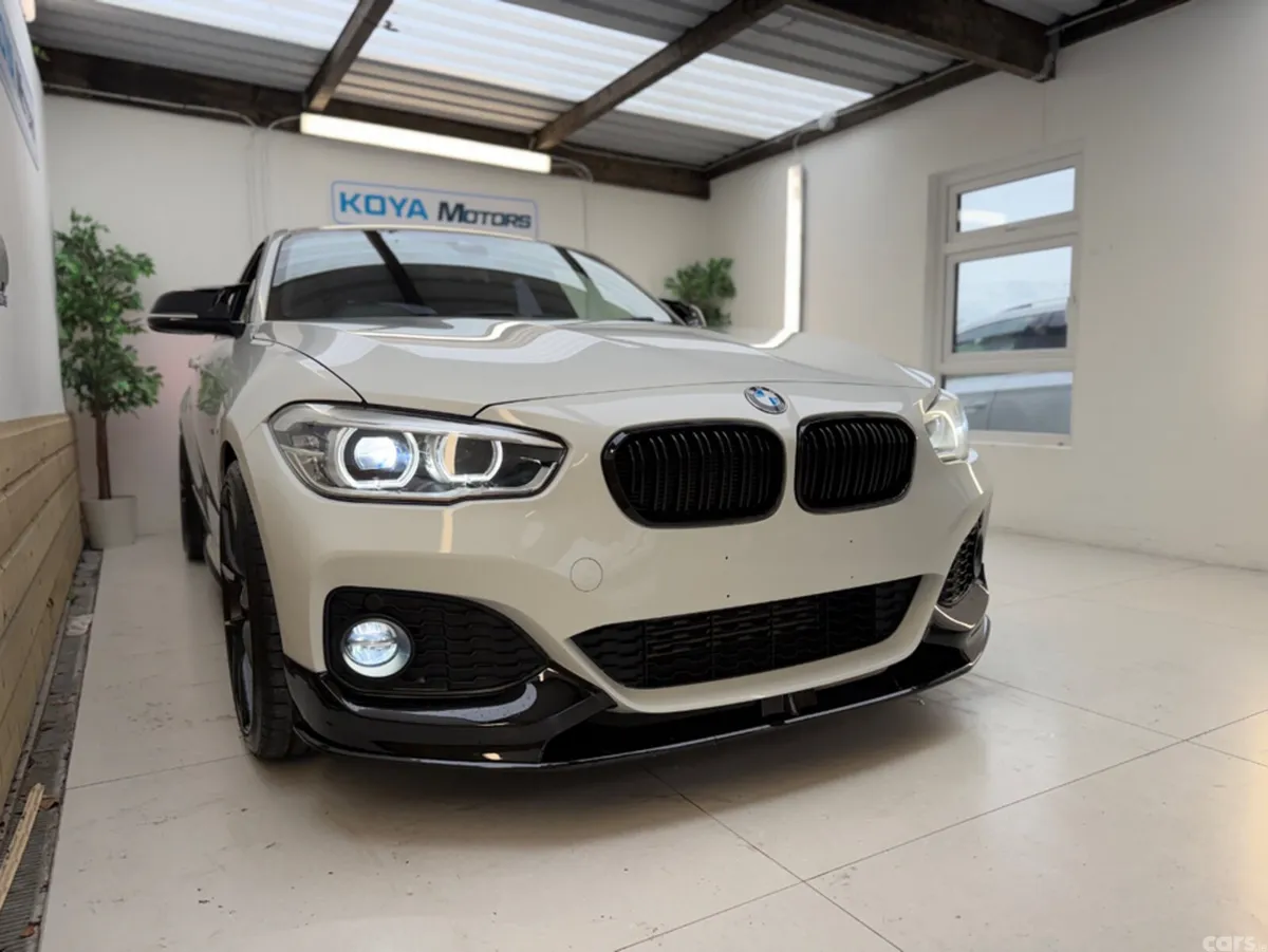 BMW 1-Series Hatchback, Diesel, 2017, White