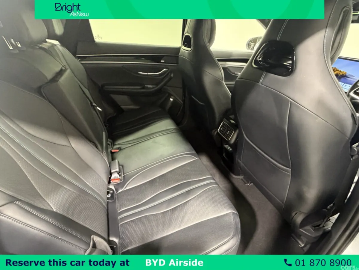 BYD SEAL Hatchback, Petrol Plug-in Hybrid, 2025, White