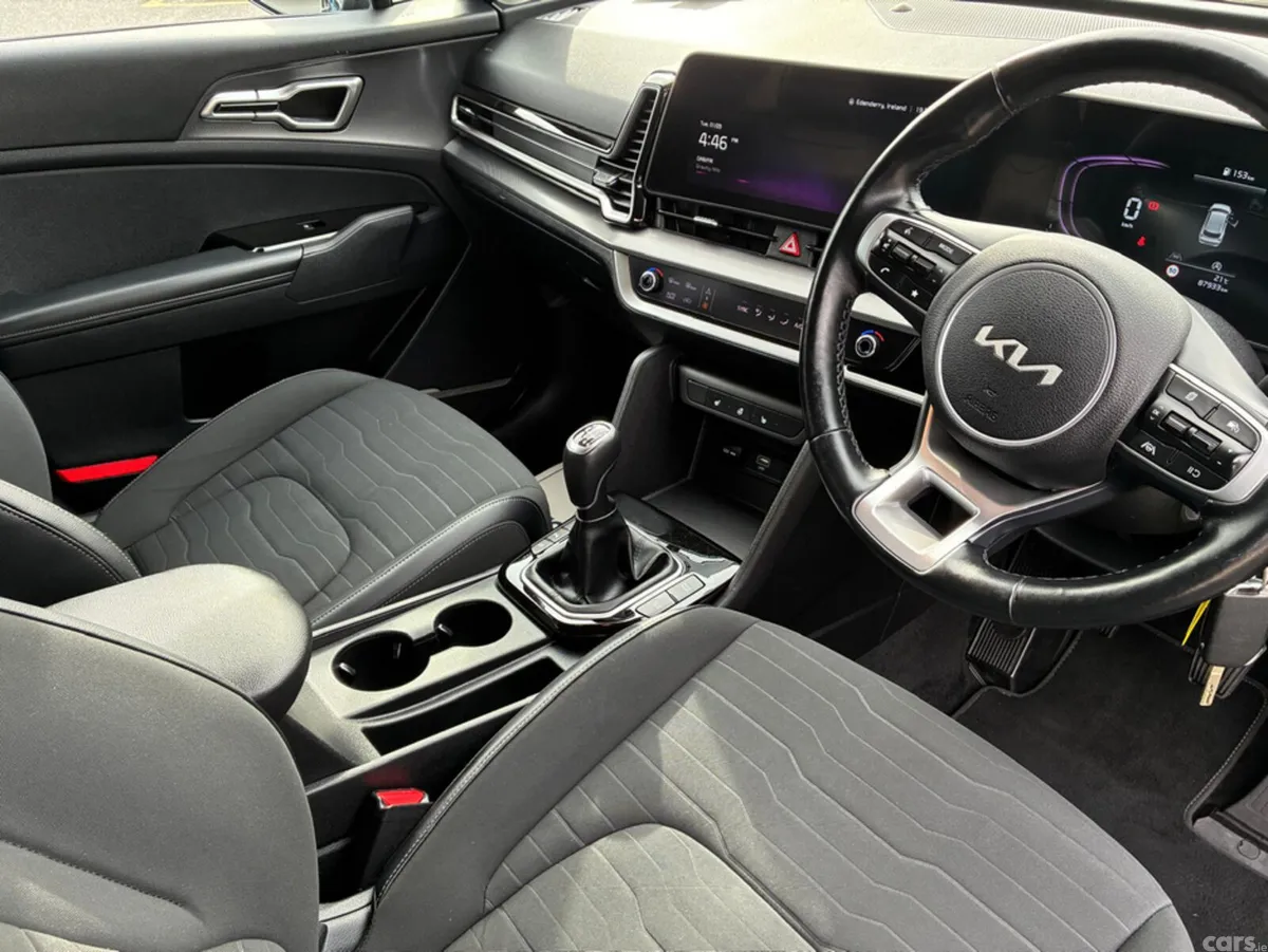 Kia Sportage MPV, Diesel, 2023, Black