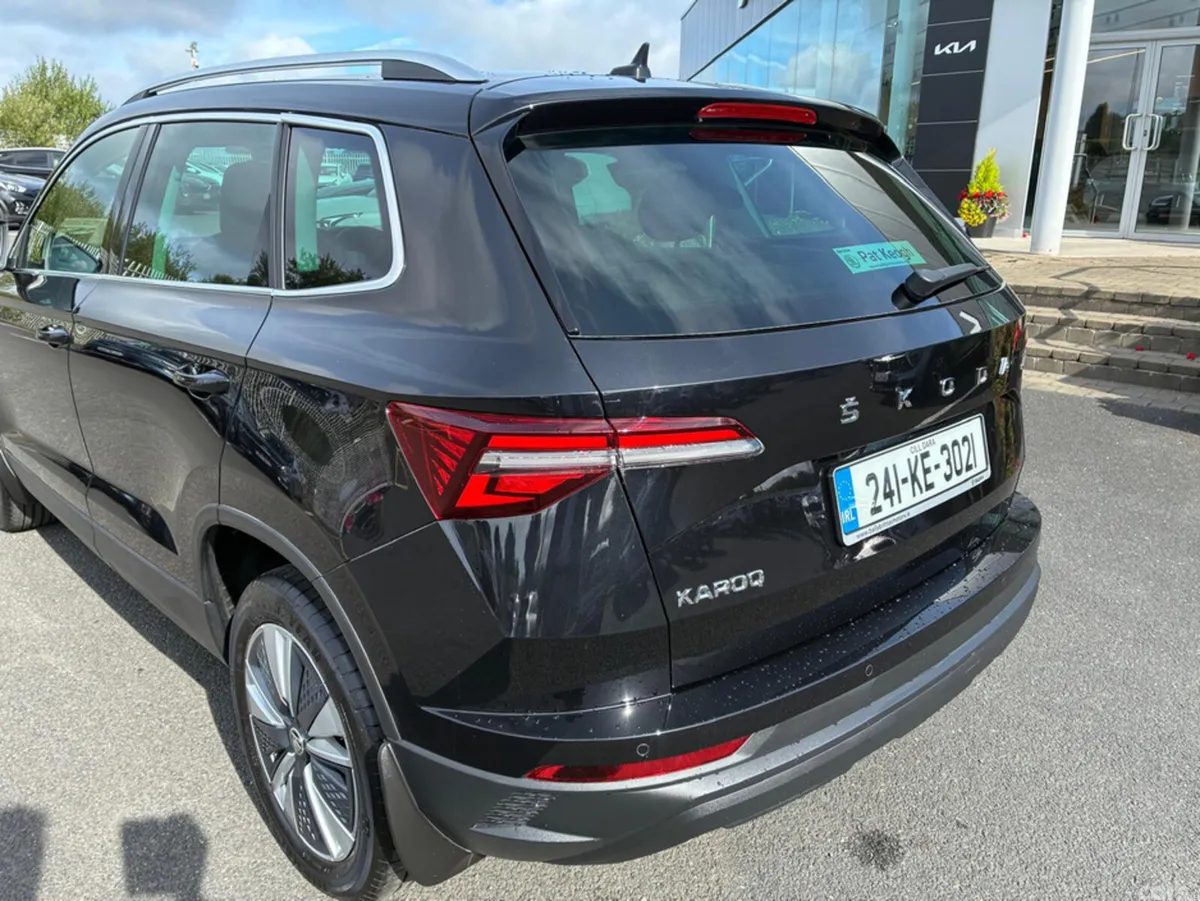 Skoda Karoq SUV, Petrol, 2024, Black