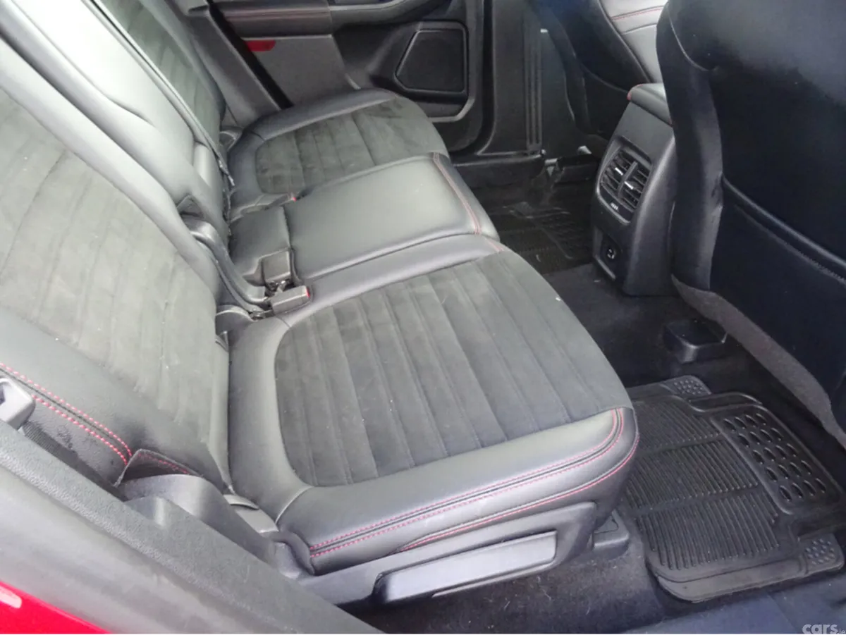 Ford Kuga MPV, Diesel, 2021, Red