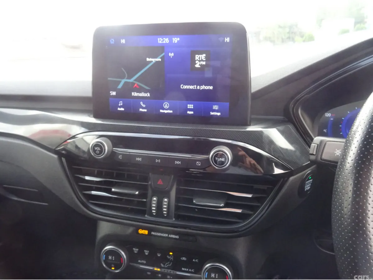 Ford Kuga MPV, Diesel, 2021, Red