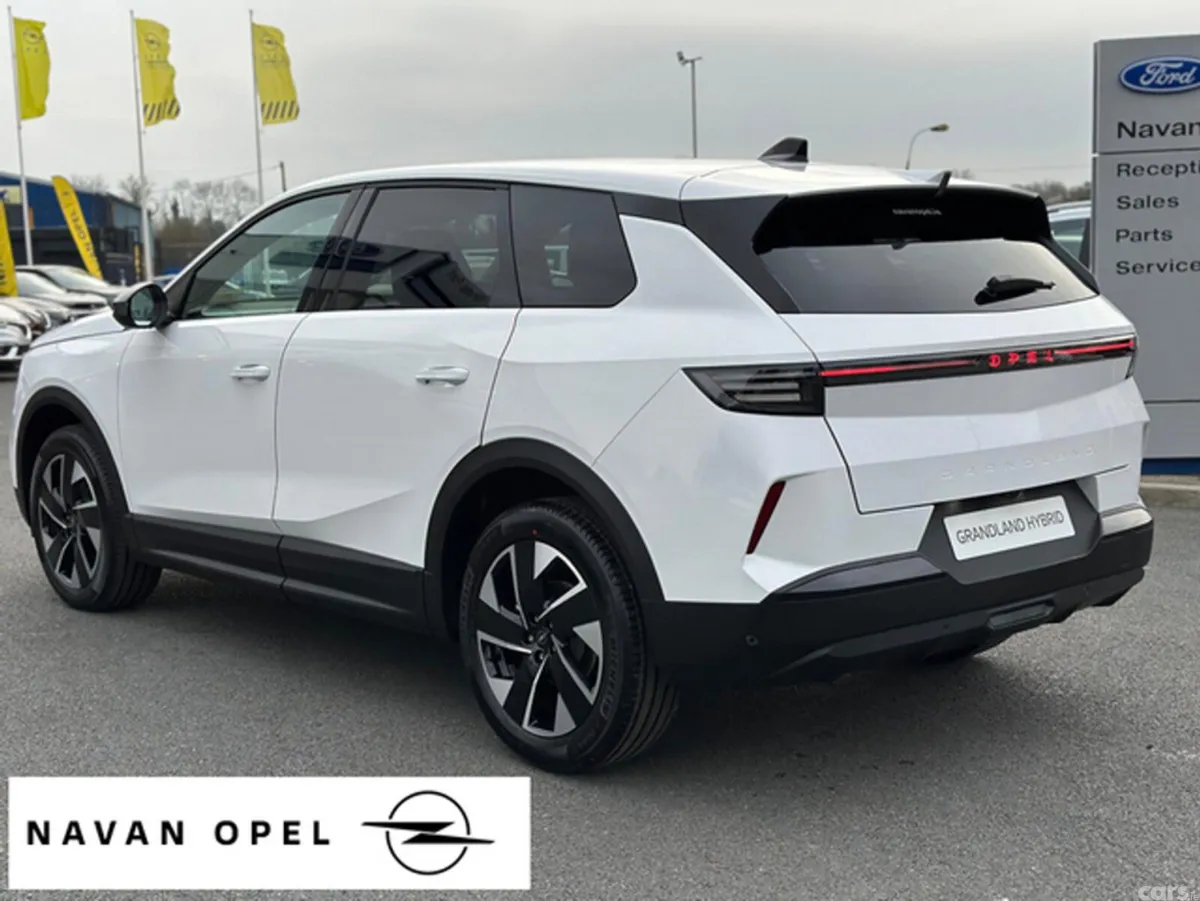 Opel Grandland SUV, Petrol Hybrid, 2027, White