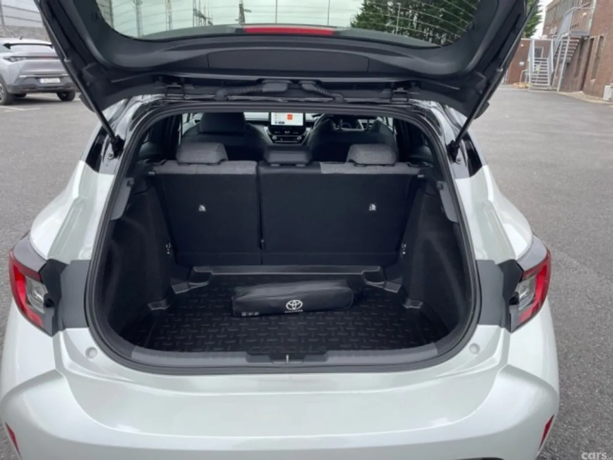 Toyota Corolla Hatchback, Petrol Hybrid, 2026, White