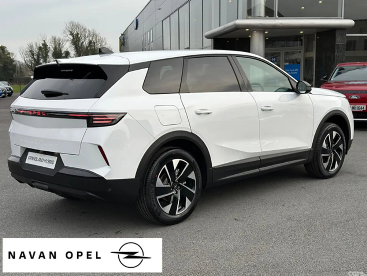 Opel Grandland SUV, Petrol Hybrid, 2027, White