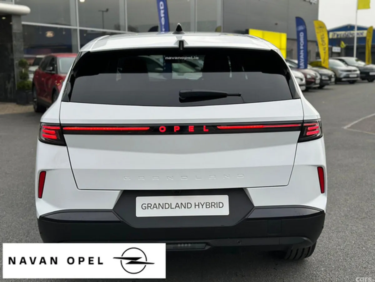 Opel Grandland SUV, Petrol Hybrid, 2027, White