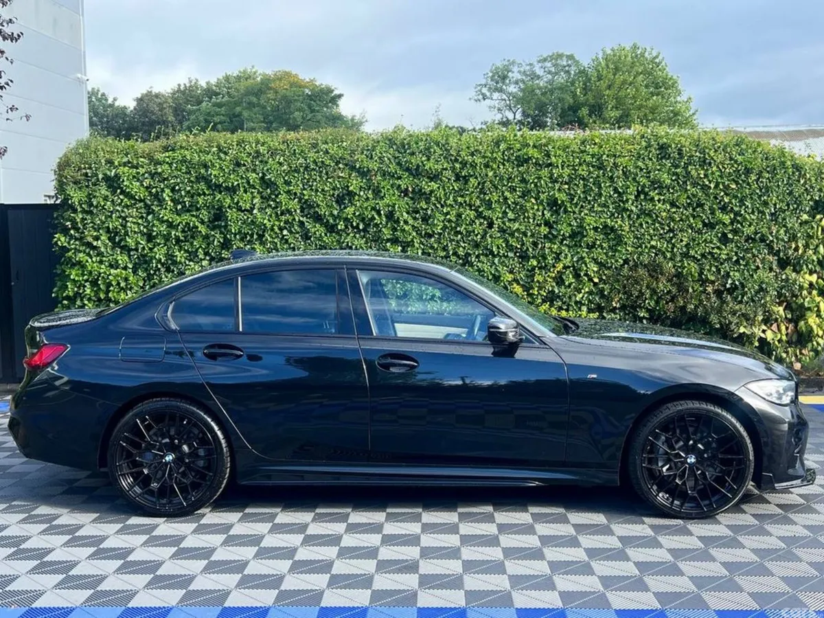 BMW 3-Series Saloon, Petrol Plug-in Hybrid, 2021, Black