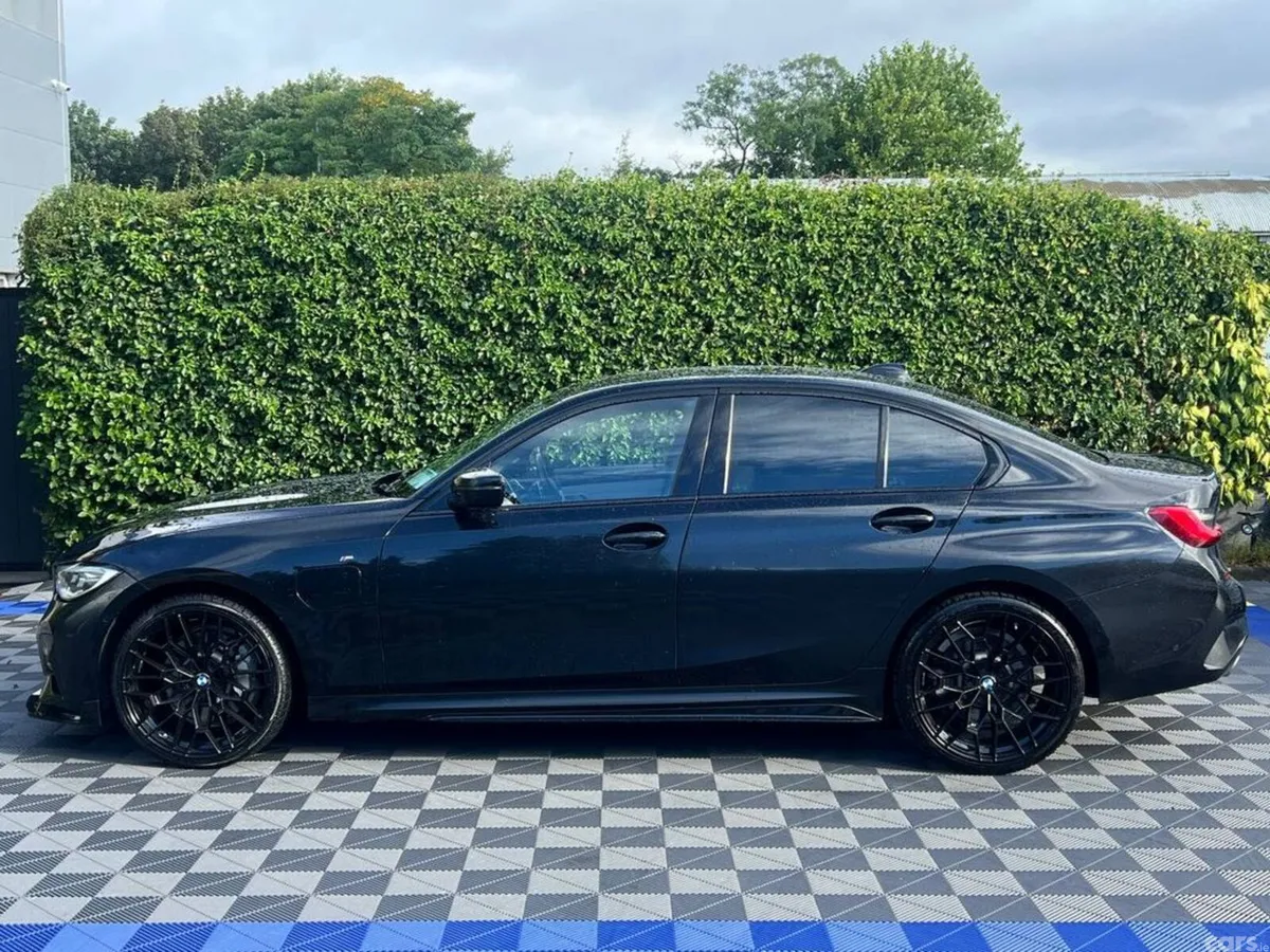 BMW 3-Series Saloon, Petrol Plug-in Hybrid, 2021, Black