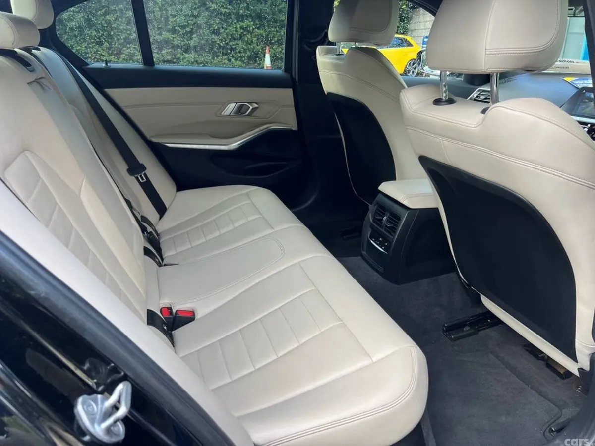 BMW 3-Series Saloon, Petrol Plug-in Hybrid, 2021, Black