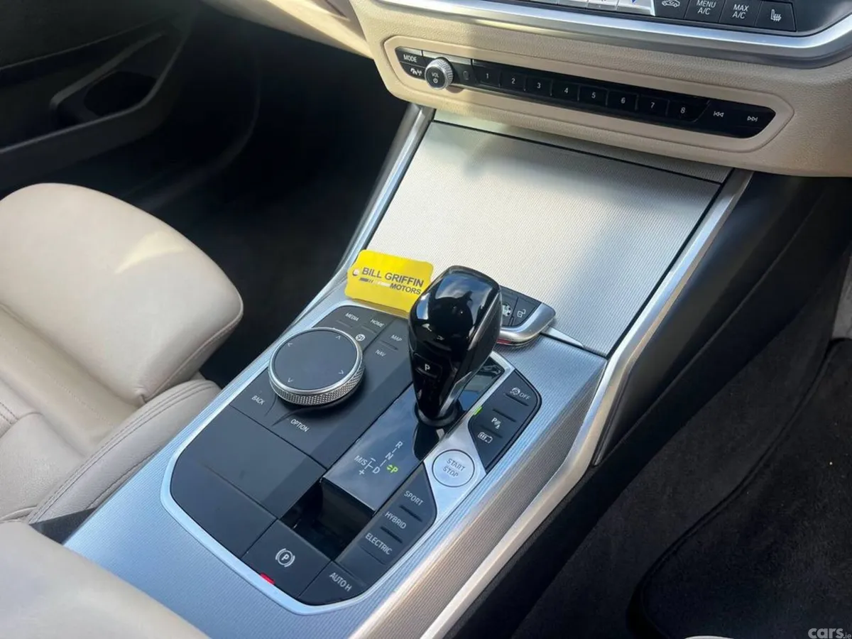 BMW 3-Series Saloon, Petrol Plug-in Hybrid, 2021, Black