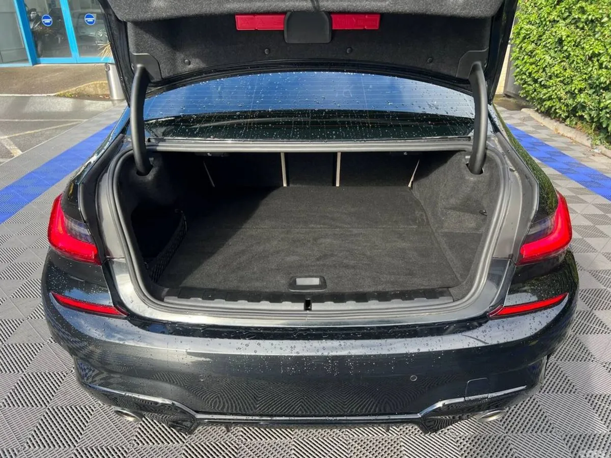 BMW 3-Series Saloon, Petrol Plug-in Hybrid, 2021, Black