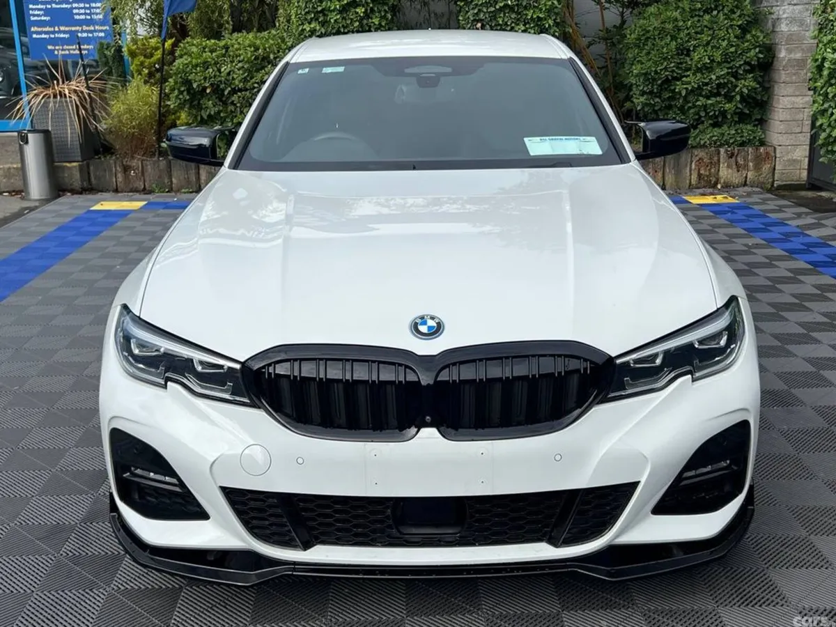 BMW 3-Series Saloon, Petrol Plug-in Hybrid, 2022, White