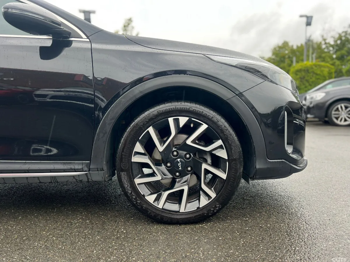 Kia XCeed Hatchback, Petrol Plug-in Hybrid, 2023, Black