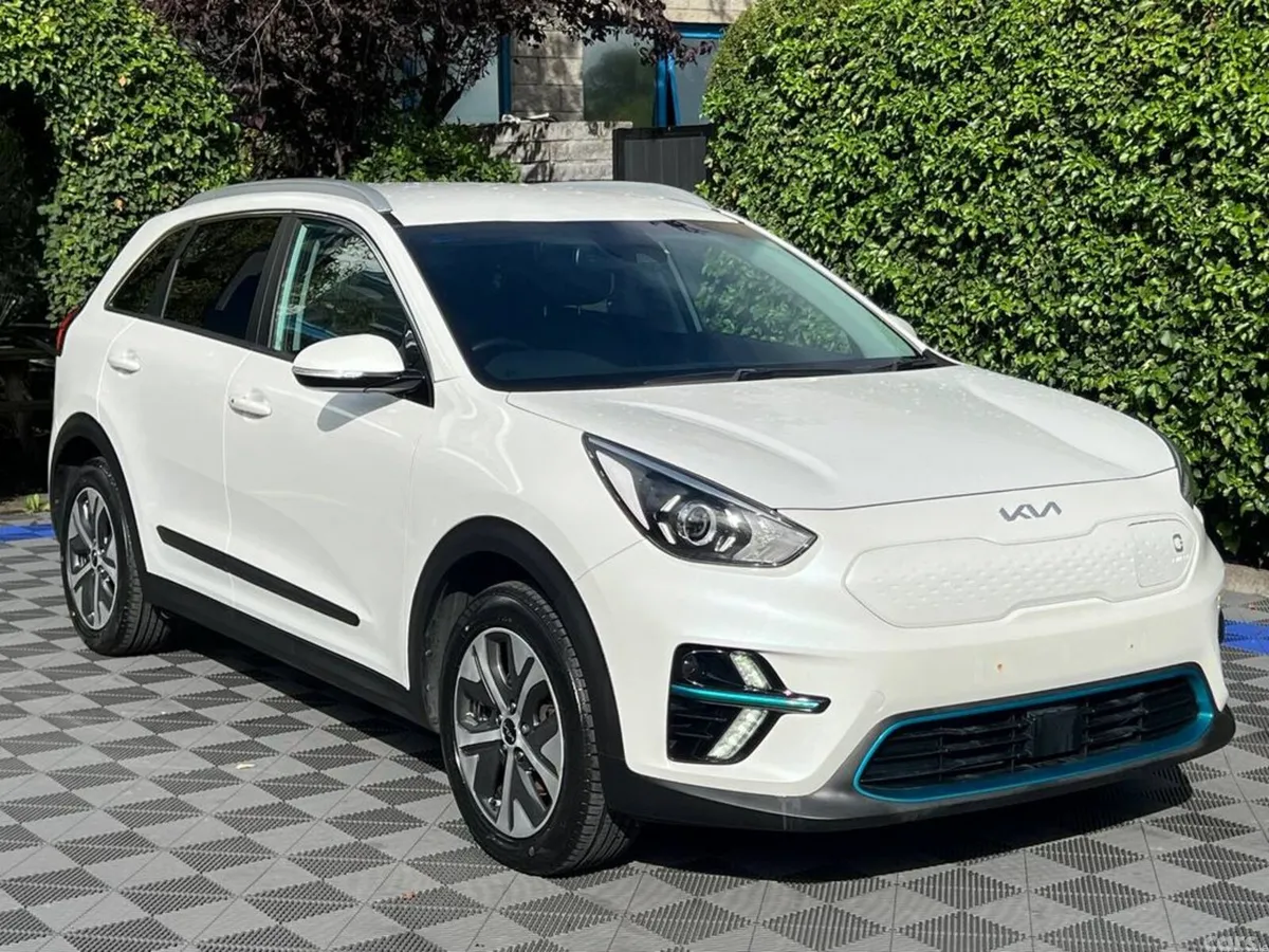 Kia e-Niro SUV, Electric, 2022, White
