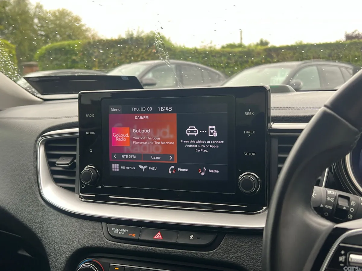 Kia XCeed Hatchback, Petrol Plug-in Hybrid, 2023, Black