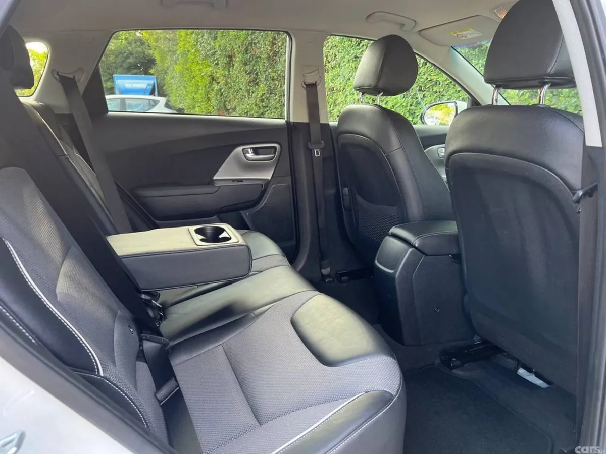 Kia e-Niro SUV, Electric, 2022, White