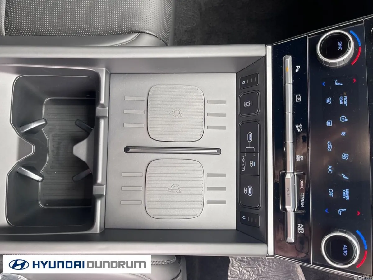 Hyundai Santa Fe Estate, Petrol Plug-in Hybrid, 2026, Grey