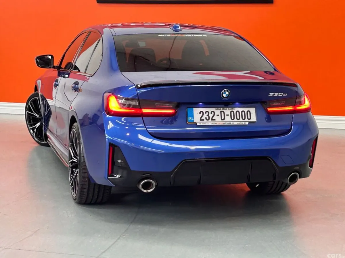 BMW 3-Series Saloon, Petrol Plug-in Hybrid, 2023, Blue