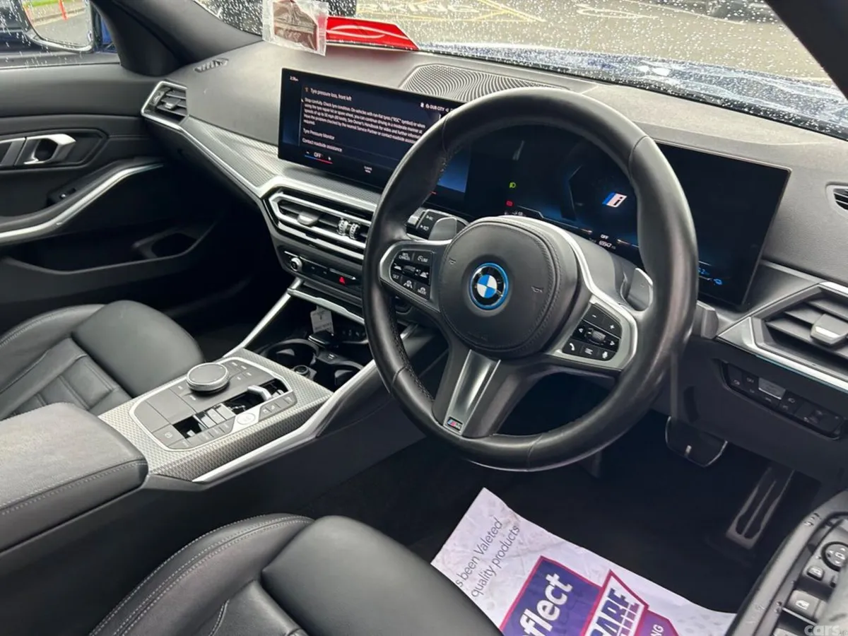 BMW 3-Series Saloon, Petrol Plug-in Hybrid, 2023, Blue