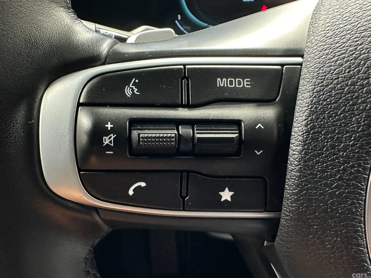 Kia Sportage SUV, Petrol Plug-in Hybrid, 2023, White