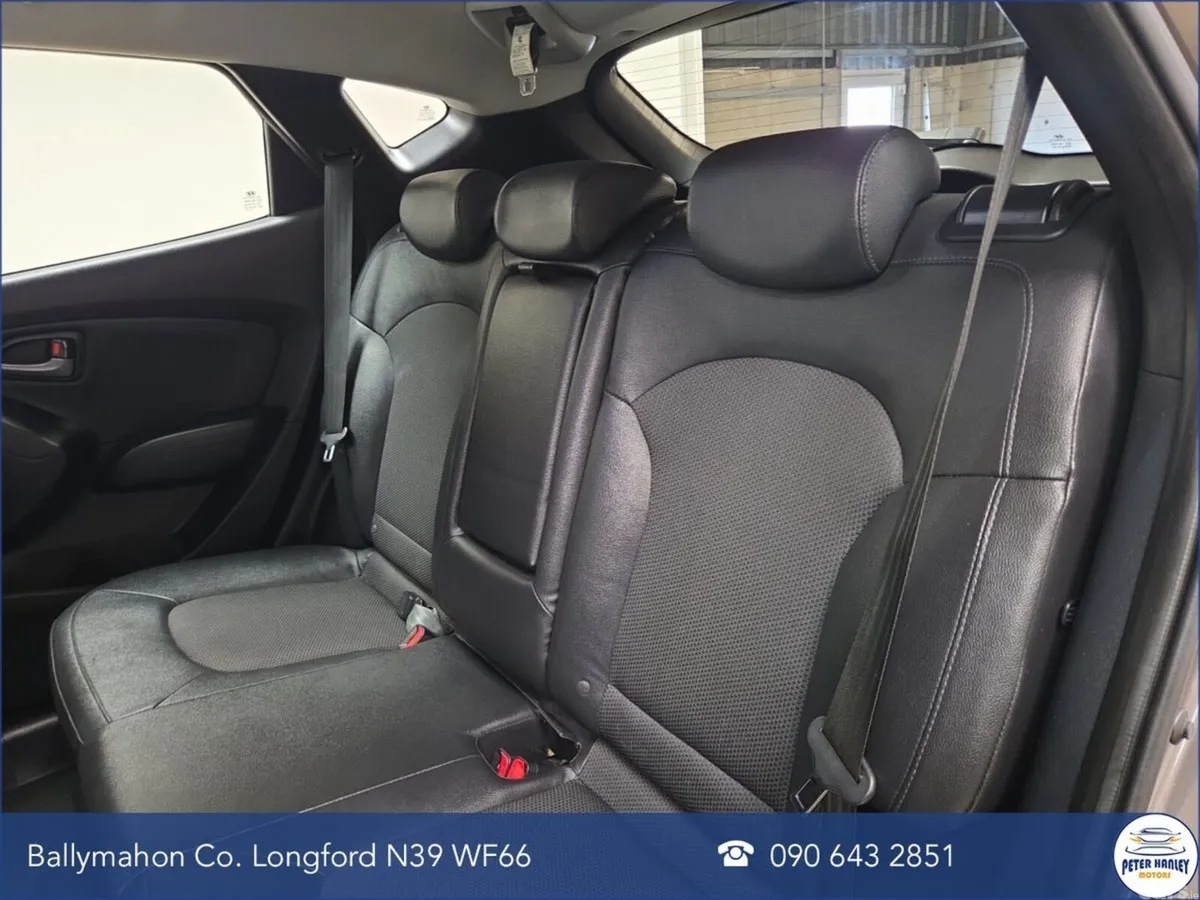 Hyundai ix35 SUV, Diesel, 2015, Gold
