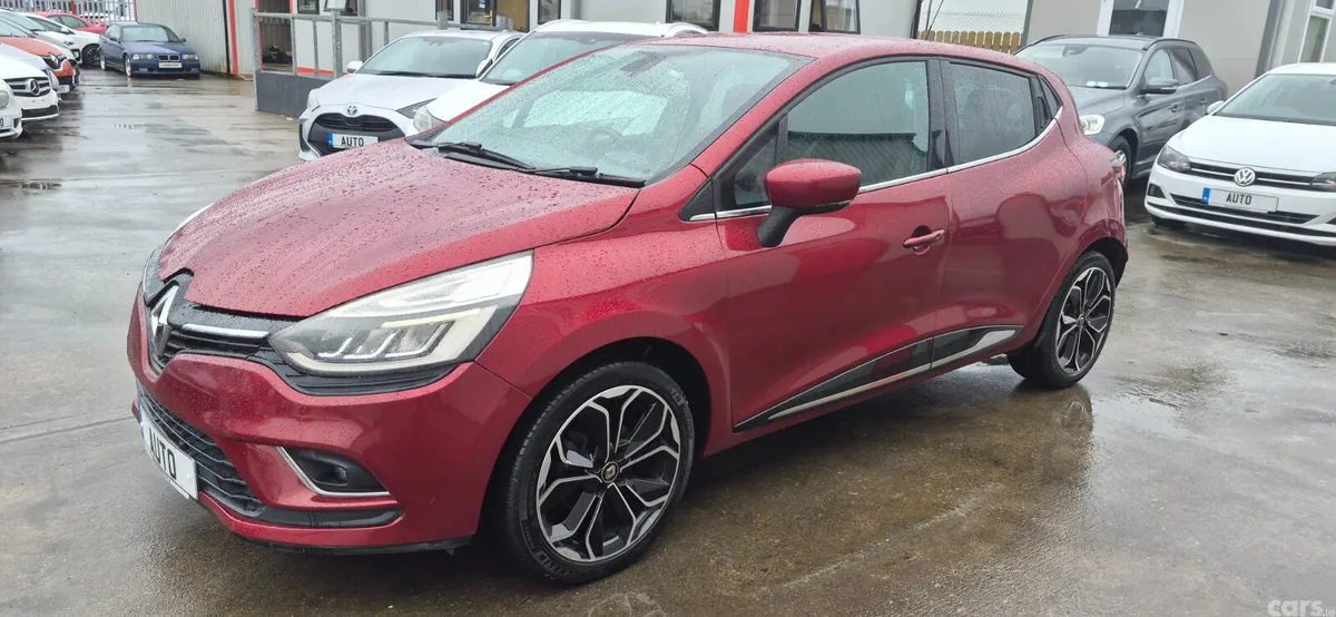 Renault Clio Hatchback, Petrol, 2018, Red