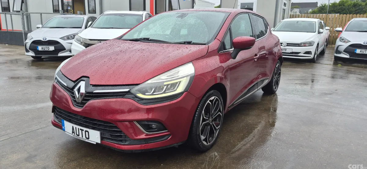 Renault Clio Hatchback, Petrol, 2018, Red