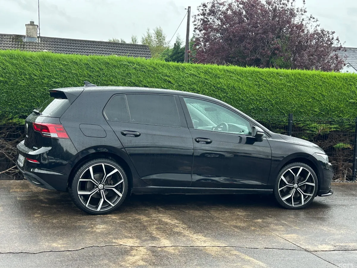 Volkswagen Golf Hatchback, Petrol Hybrid, 2022, Black