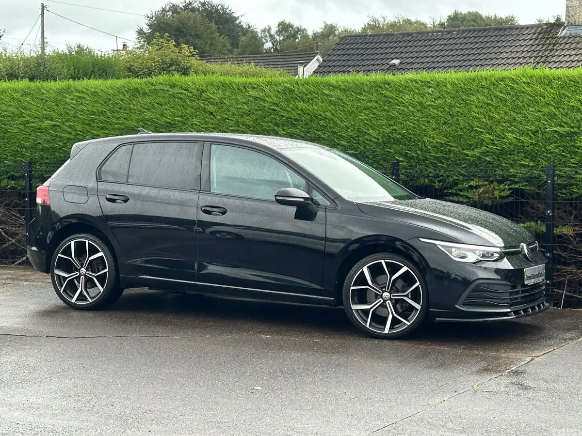 Volkswagen Golf Hatchback, Petrol Hybrid, 2022, Black