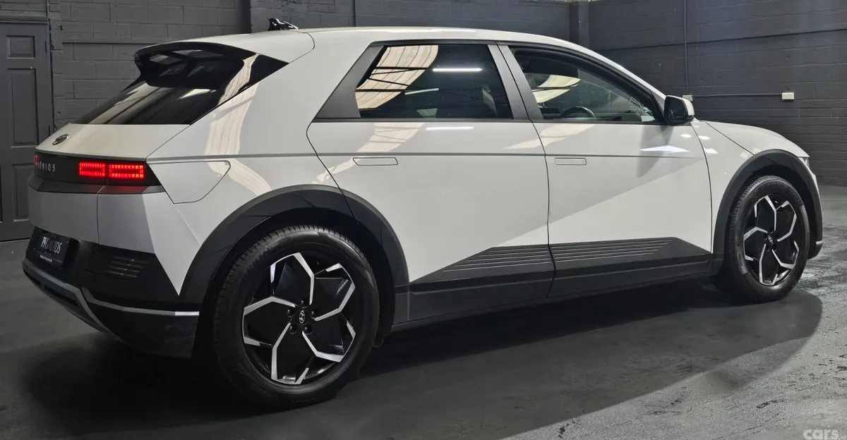 Hyundai IONIQ 5 MPV, Electric, 2022, White