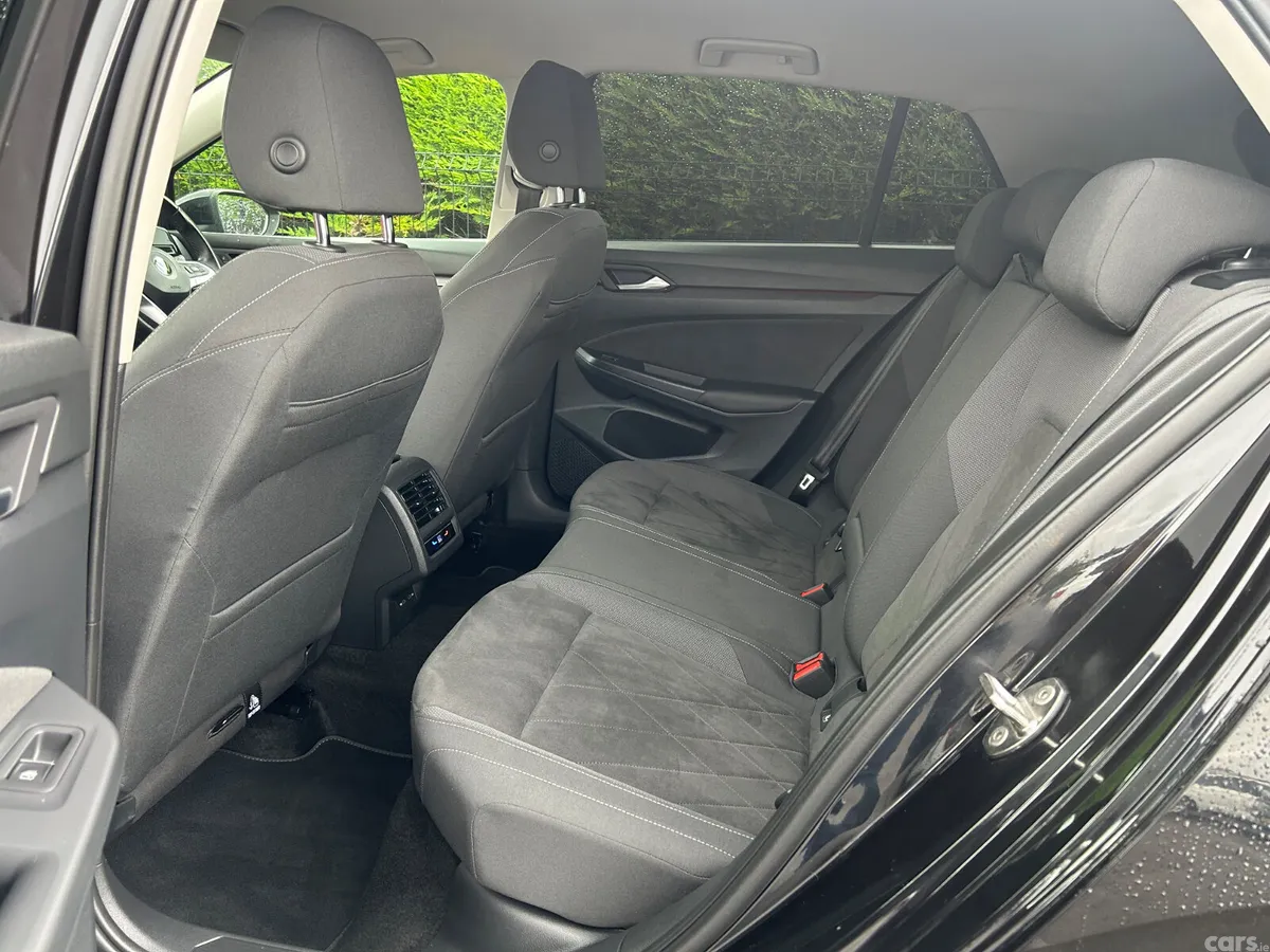 Volkswagen Golf Hatchback, Petrol Hybrid, 2022, Black